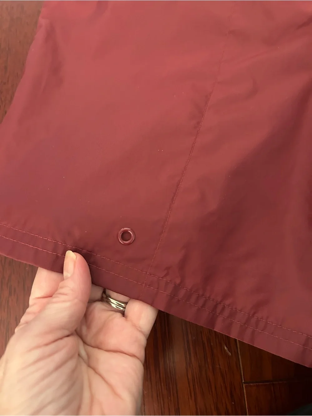 Nike Boy’s Y2K Maroon Athletic Nylon Shorts with Blue Trim 7” Inseam Mesh Lining